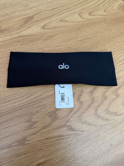 ALO Yoga лента за коса