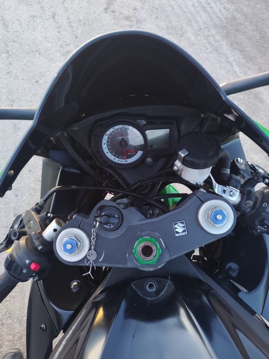 Продам Suzuki GSXR 600