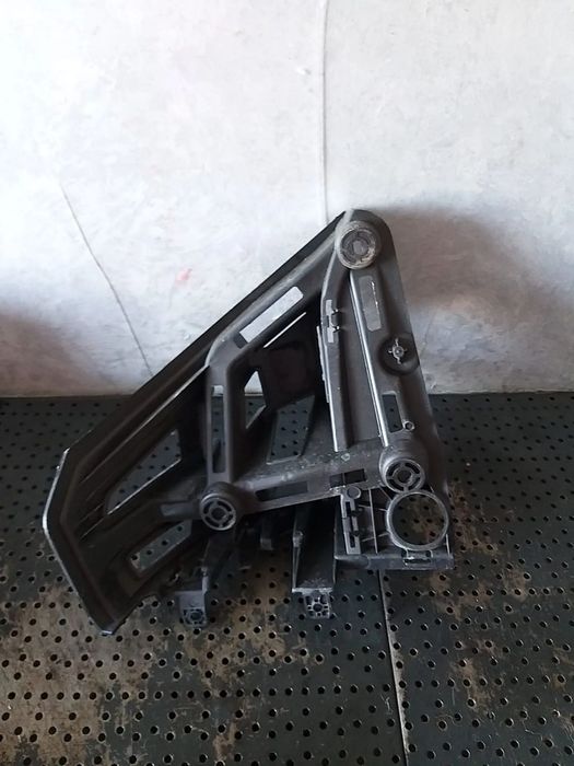 Suport stanga bara spate citroen c5 aircross 9826677480