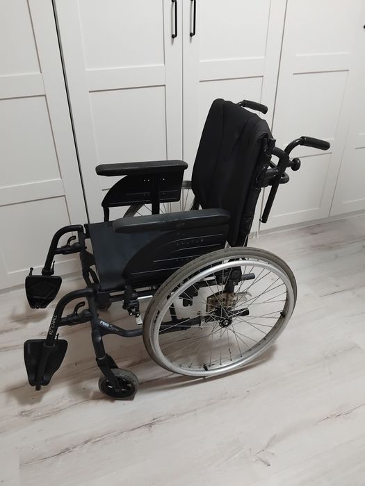 Scaun dus scaun wc,  baie, scaun rulant  dizabilitati/handicap