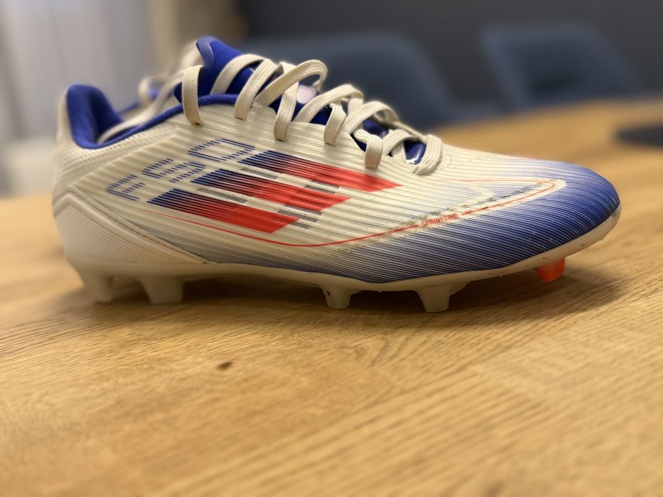Бутонки Adidas F50  номер 39
