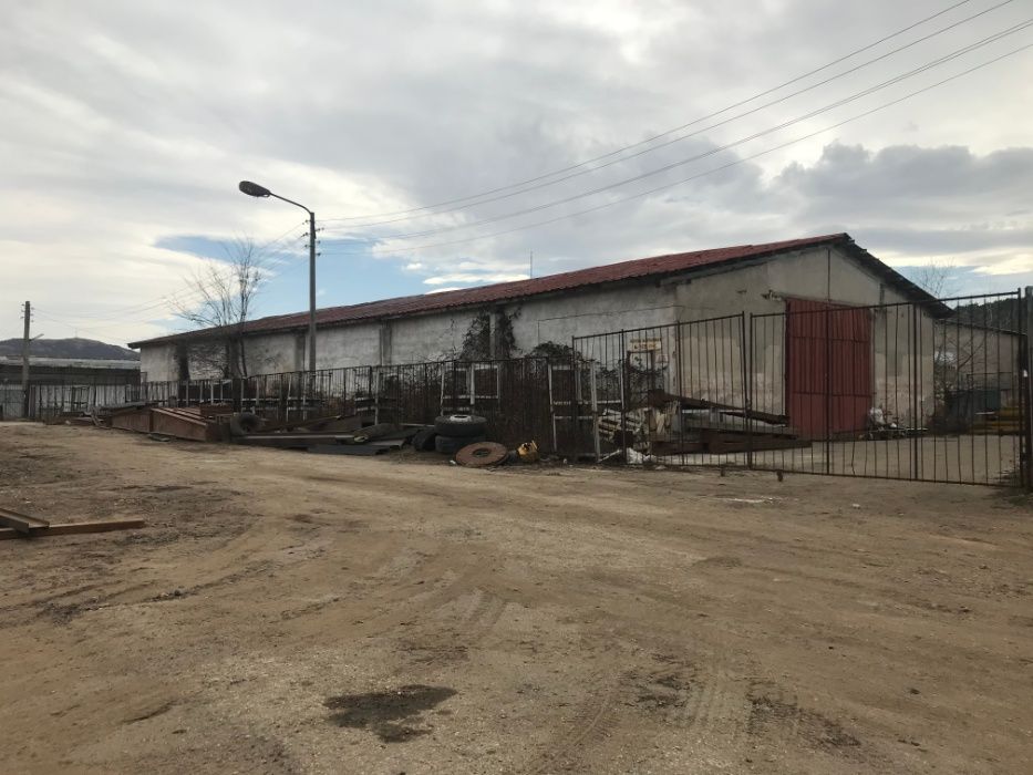 Продава се Промишлена сграда в Панагюрище - 1011 кв.м за 109 €/кв.м - Снимка #4