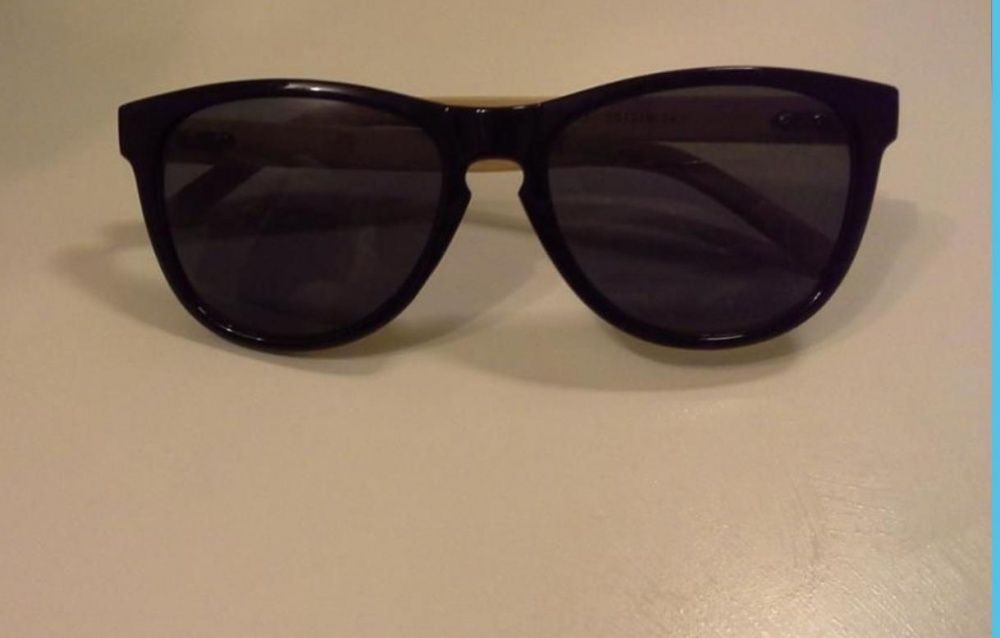 Ochelari de soare rama bambus, protectie UV400. pentru femei