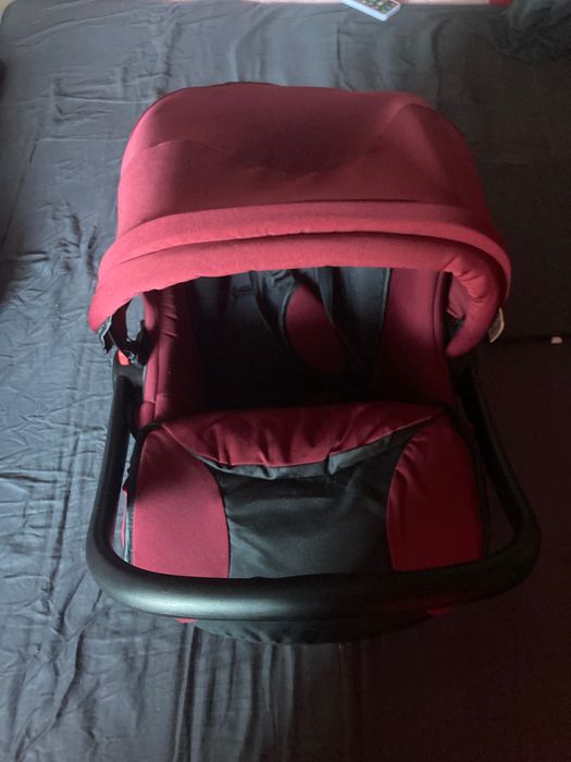 Бебешки стол за автомобил