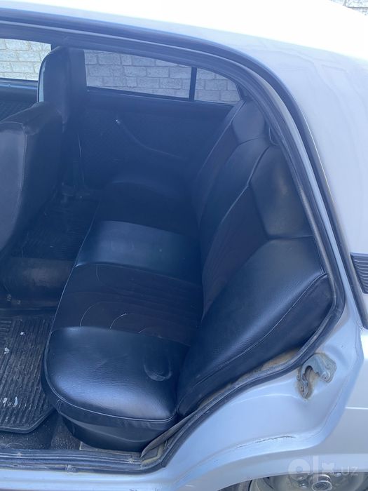 Vaz 2107 sotiladi