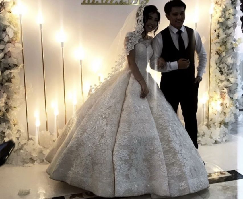 Свадебное платье