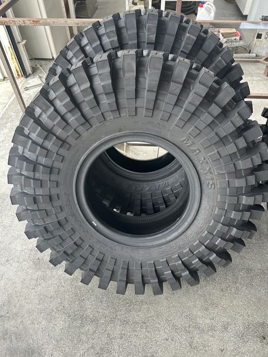 Продавам Нови гуми за кал Maxxis Mud Trepador 38.5 12.5 r16