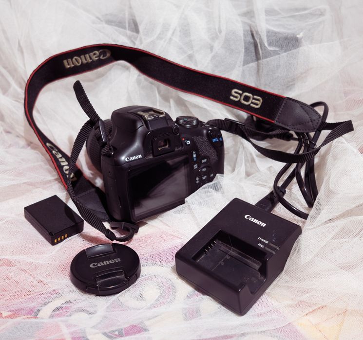 Canon 2000D