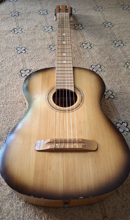 Винтажная советская гитара (1987 год, Иваново)