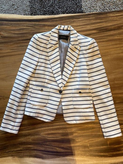 Пиджак Zara. Отличное состояние