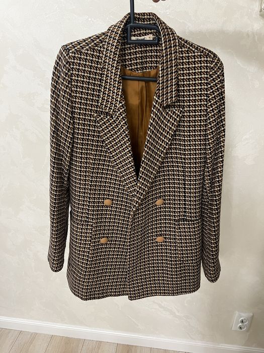 Пиджак отличного качества