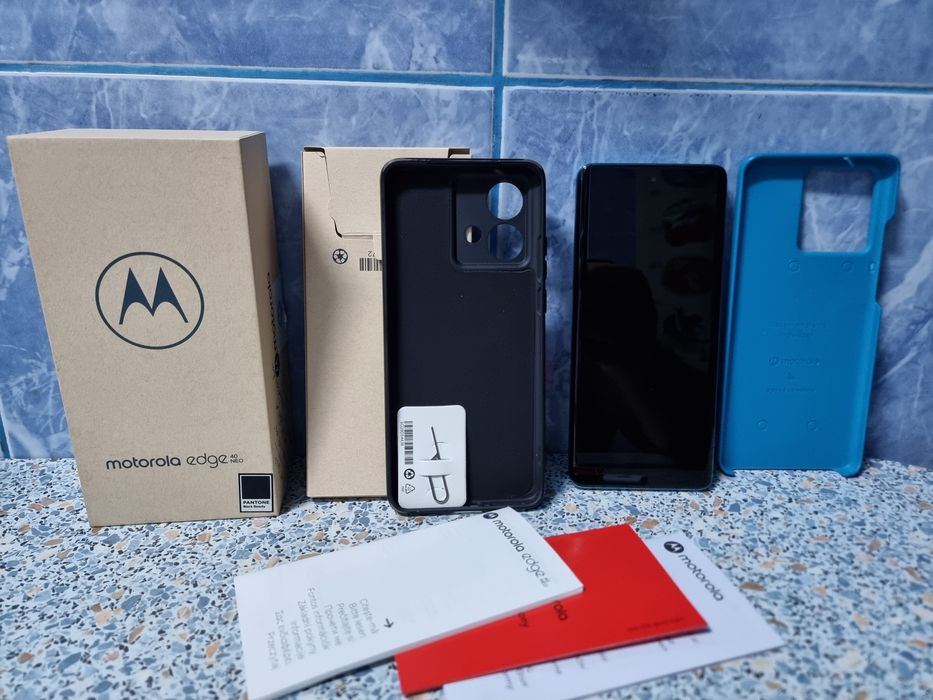 Vănd telefon Motorola Edge 40 Neo
