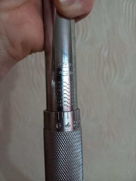 Динамометрический ключ