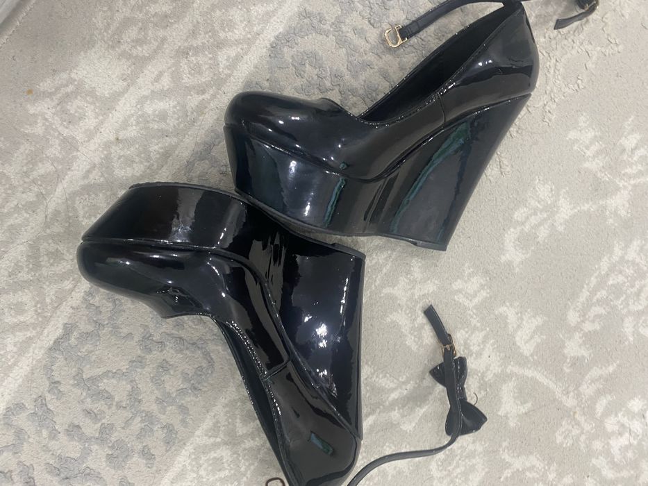 продам новый каблук-платформа