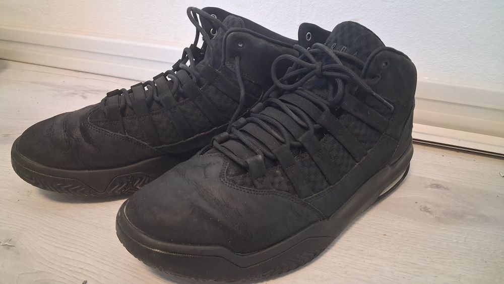 Nike Air Jordan Max Aura