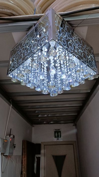 Дизайнерская люстра