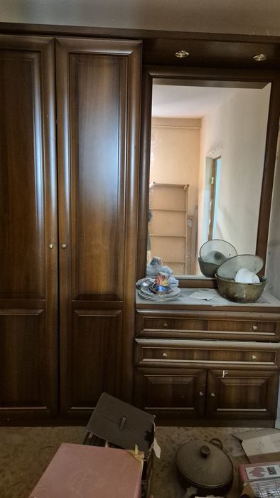 Прихожая хорошего качества.