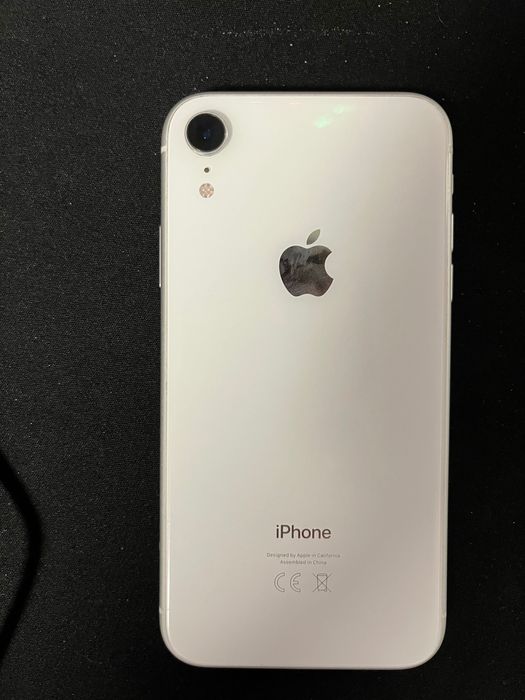 Vând iPhone XR stare foarte bună