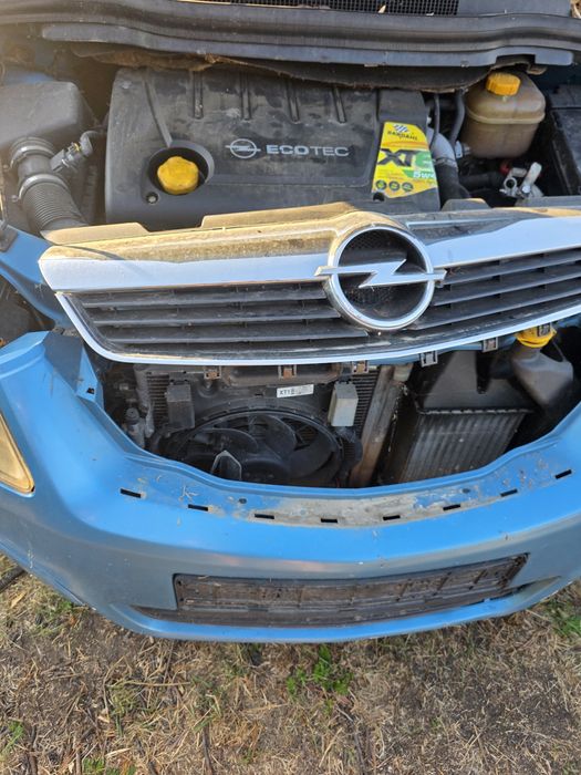 Маска за Opel Zafira B