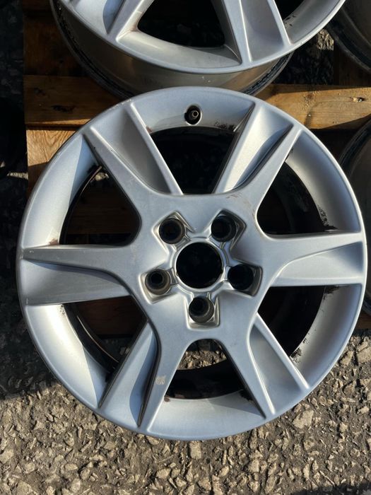Оригинални джанти Audi A3 Vw Seat 8p0605021An et50 J6,5 16'' ном 148