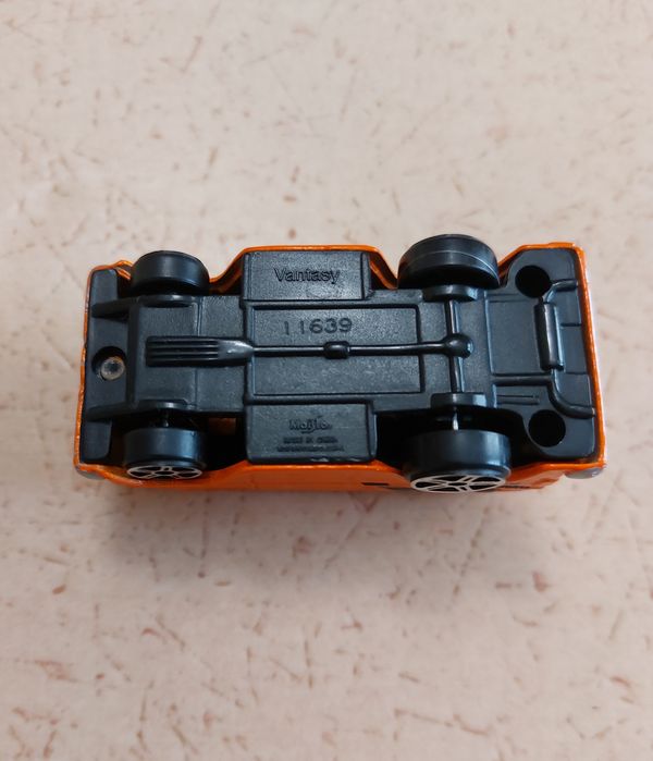 Метални колички matchbox, playart, majorette,burago.