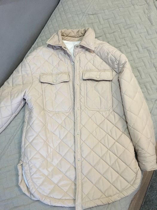 Продам куртку с поясом