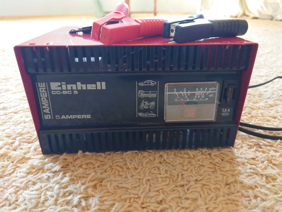 Зарядно устройство за акумулатор на автомобил Einhell CC-BC 5 (12V)