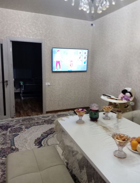 Чиланзар 12 срочно продаётся квартира 3/3/4.ипотека возможна