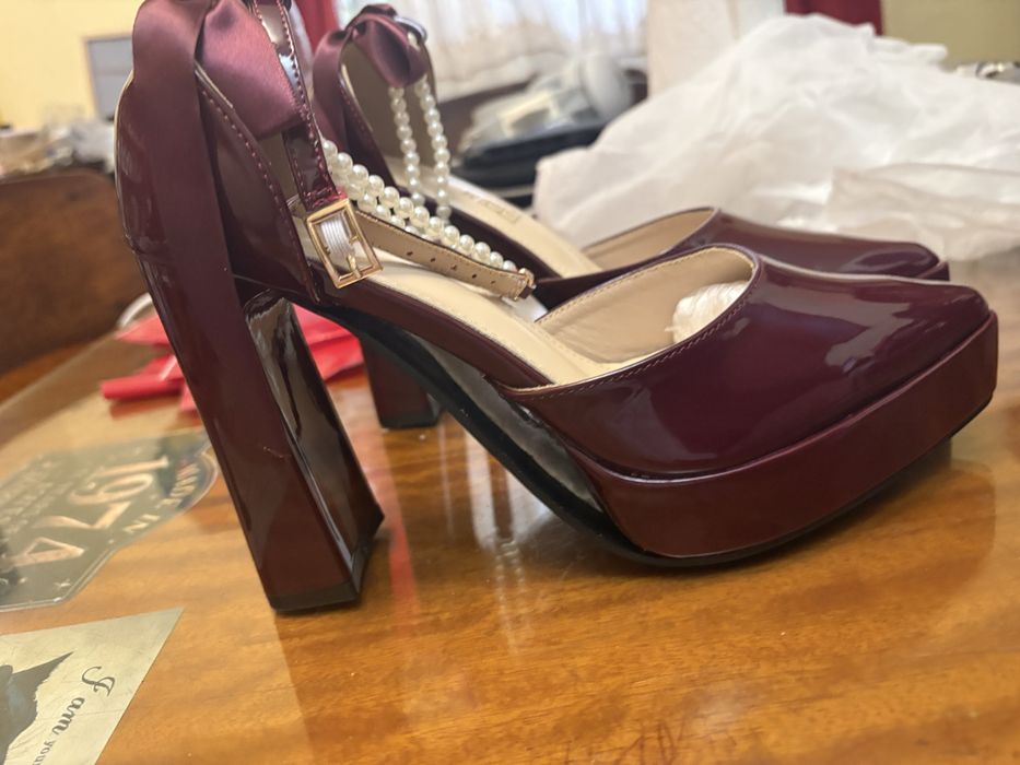 Pantofi Dama rosii cu perle