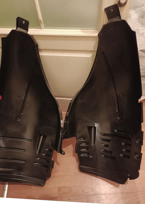 Подкрыльник Мерседес W221 S класс