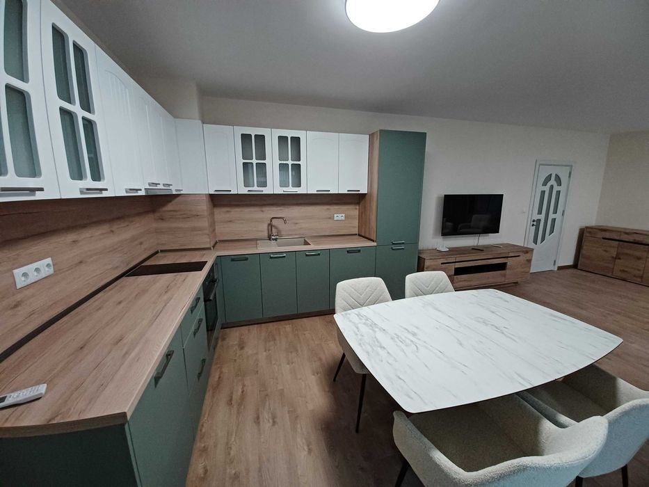 Дава се под наем Тристаен апартамент в Варна, Автогара - 90 кв.м за 1000 € - Снимка #18