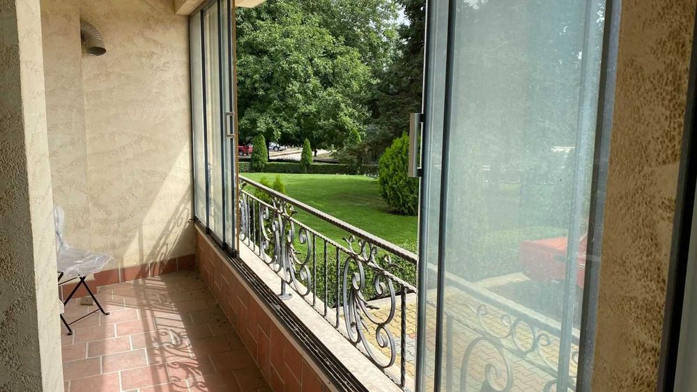 Продава се Тристаен апартамент в Добрич, Свети Георги - 135 кв.м за 1467 €/кв.м - Снимка #6