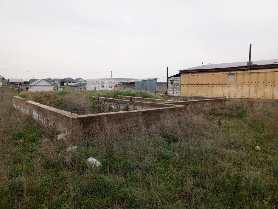 Продам земельный участок с фундаментом