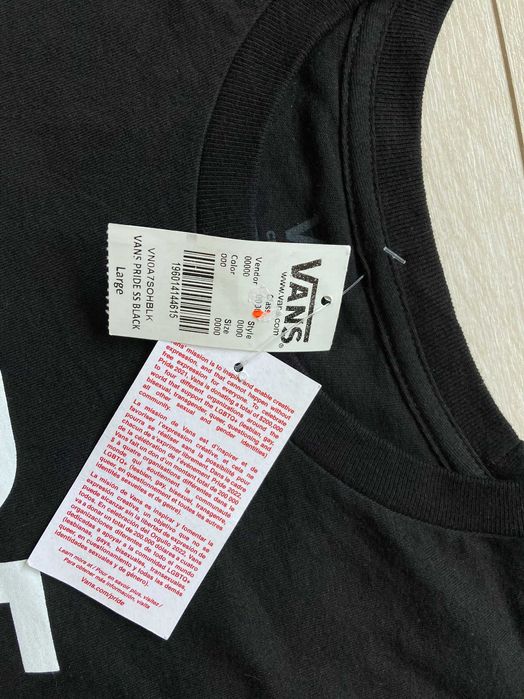 НОВА Vans Pride Is Love мъжка черна тениска размер L / XL