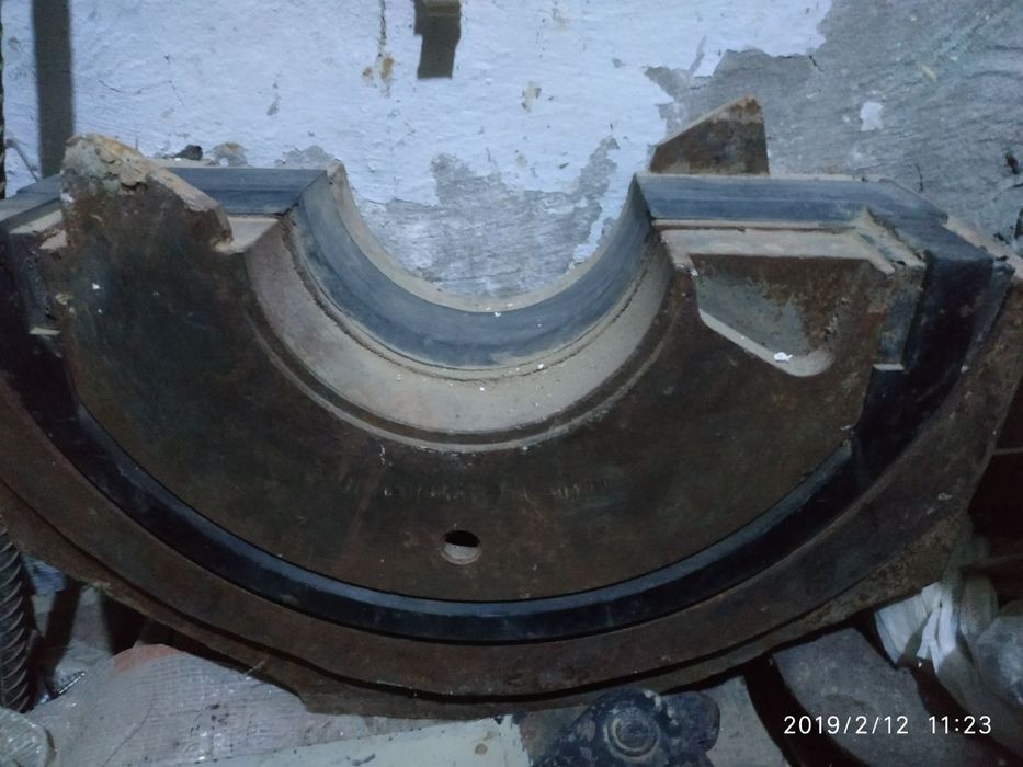 Фонтанная арматура и плашки для нефтегазовой отрасли