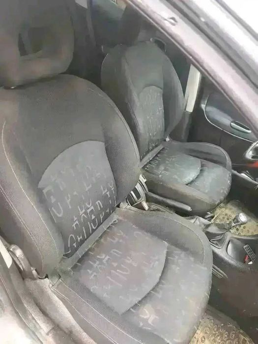 2.0 hdi 90k.с 
на части