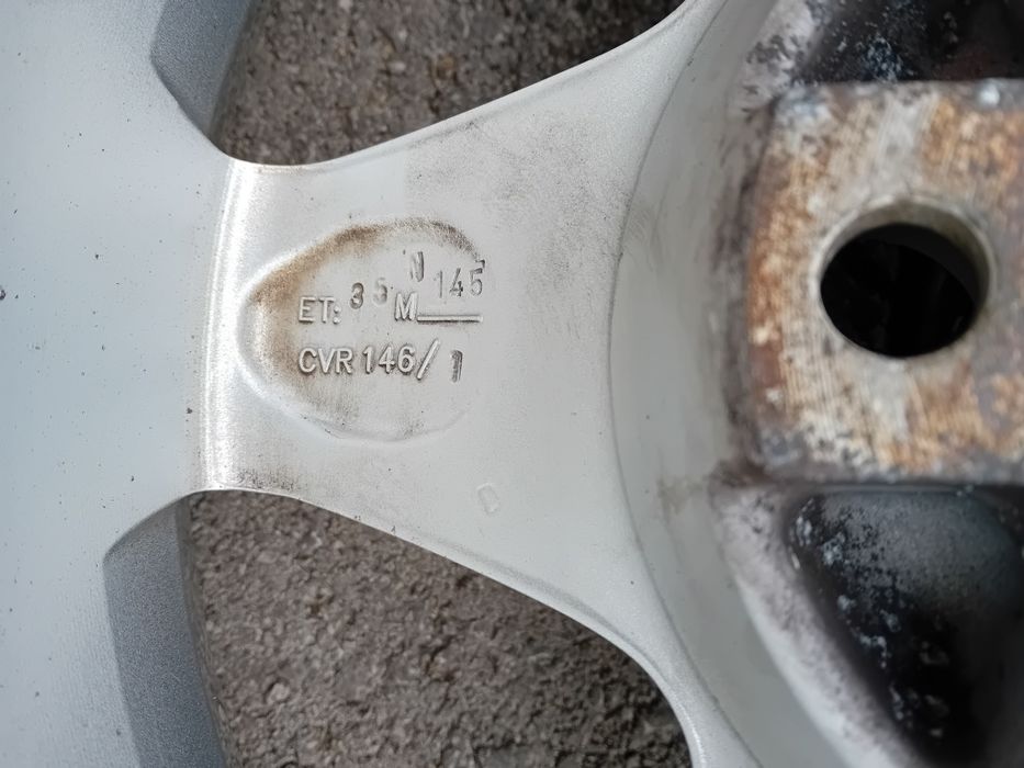 Продавам Джанти 4бр.5х100 ет35