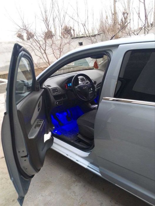 Срочно 2014 йил Кобальт механика 2-позиция сотилади