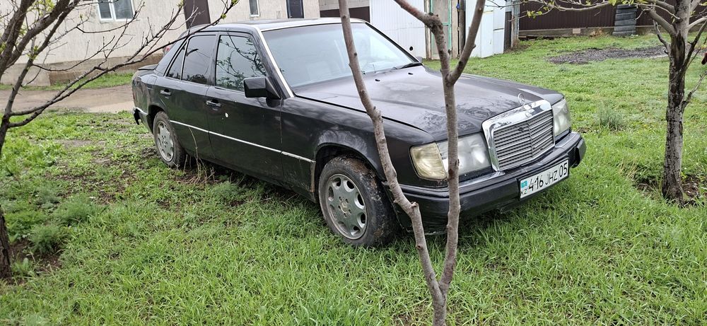 Продам Мерседес w124