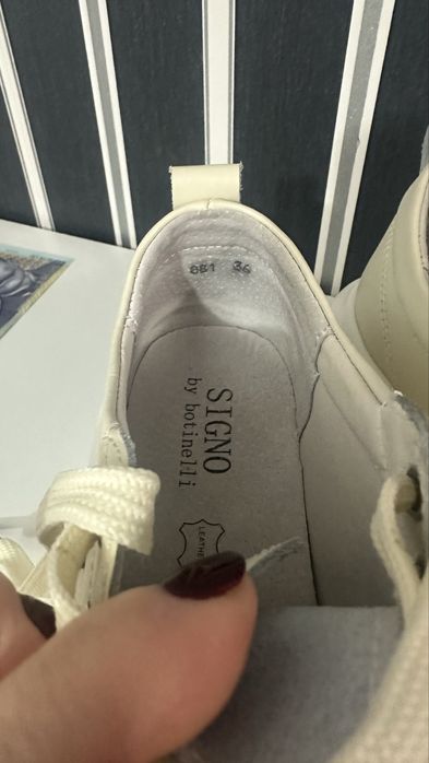 Adidas dama piele