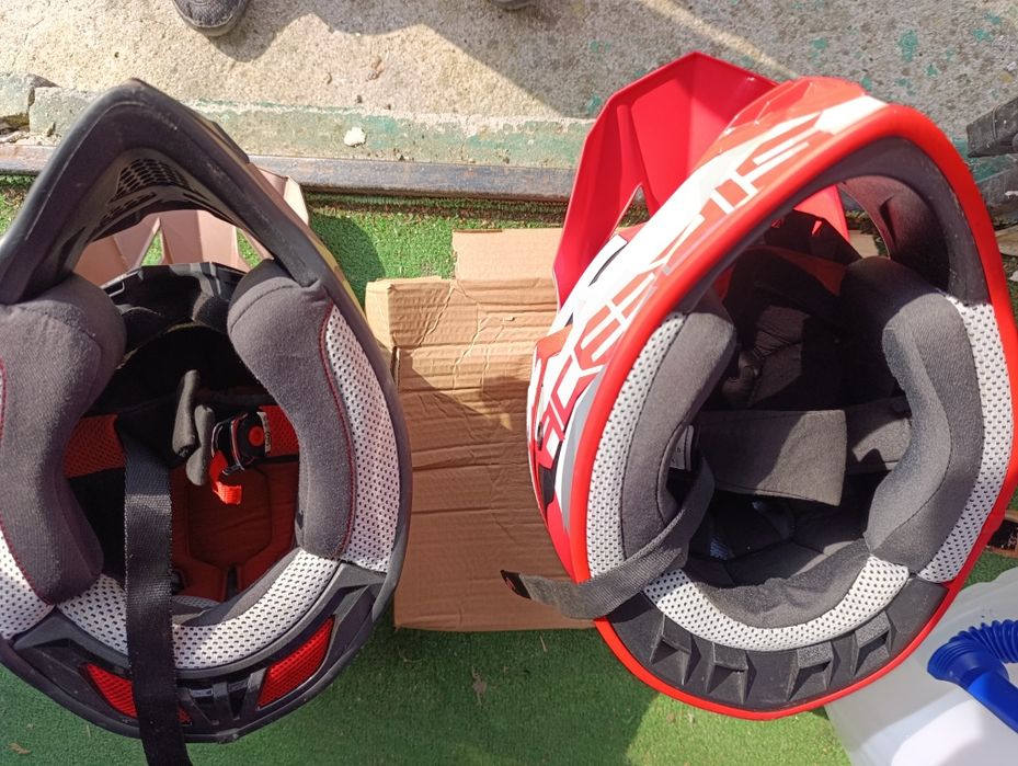 Крос екипировка каски