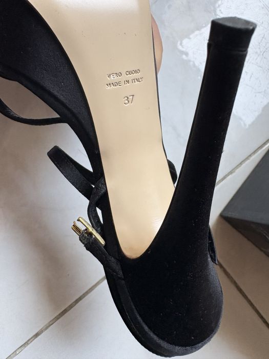 Сандали Loriblu swarovski