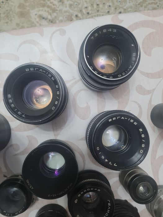 Продам объективы разный.