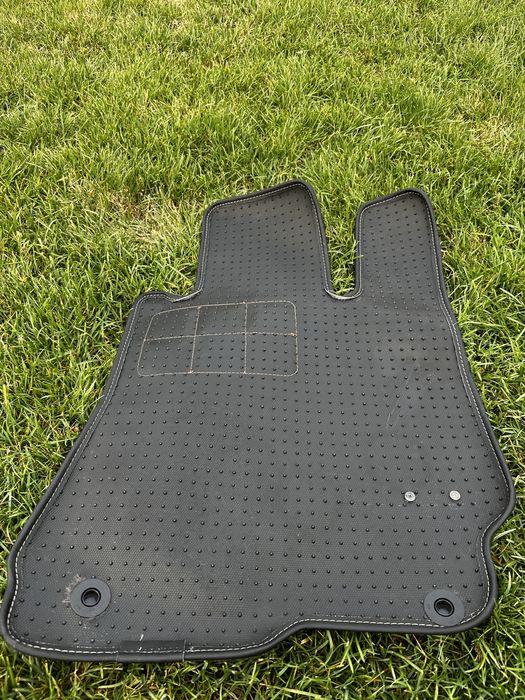 Полик Коврик w221 S classe