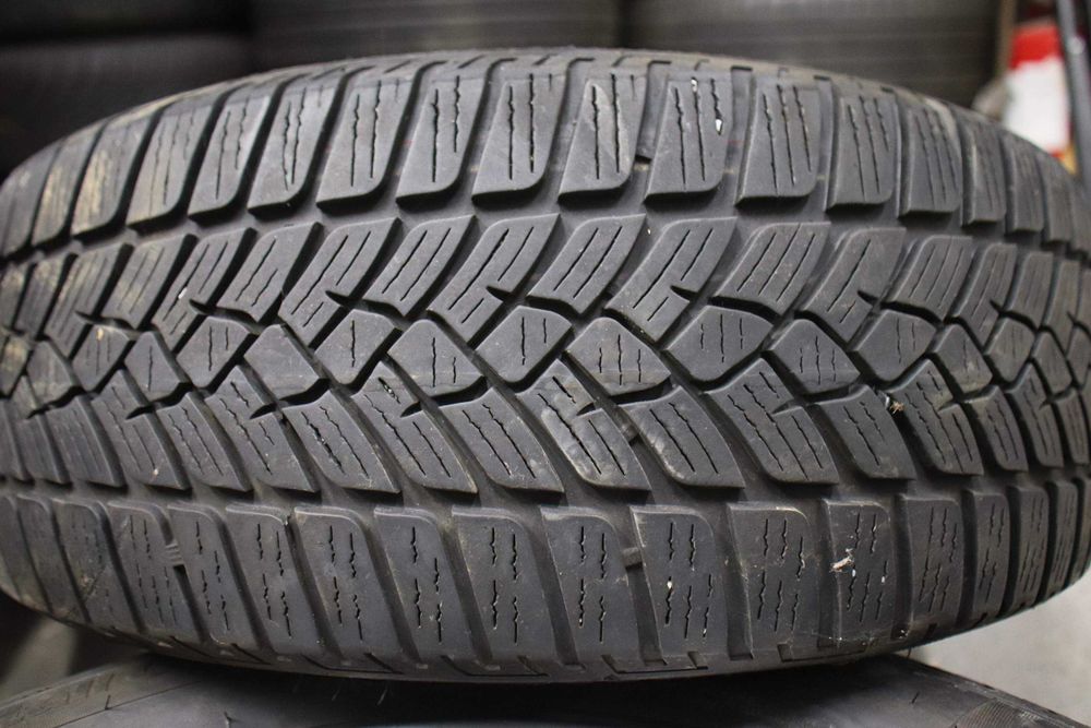 Jante originale VW pe 16 inch 205 55 16 iarna Golf Passat Skoda Octavia