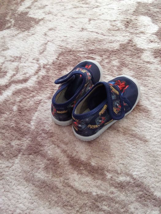 Пантофки за момче 21-ви номер