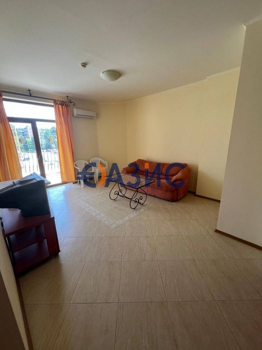 Продава се Двустаен апартамент в к.к. Слънчев бряг - 62 кв.м за 1097 €/кв.м - Снимка #2