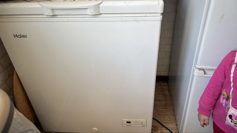 Кухоный гарнитур, морозильник хаер