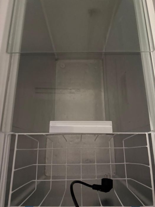 Продам морозильник в отличном состоянии