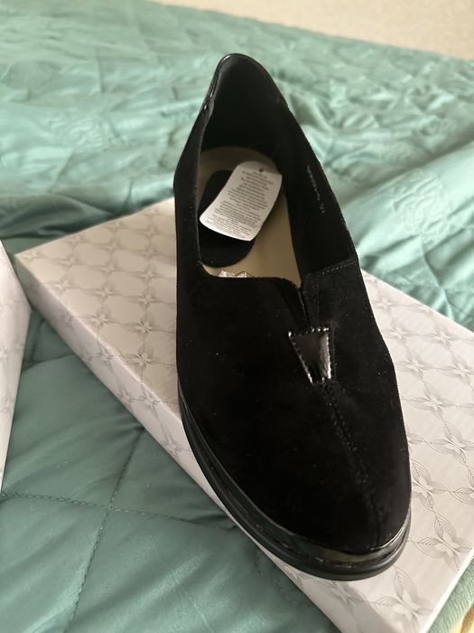 Новые туфли-босоножки